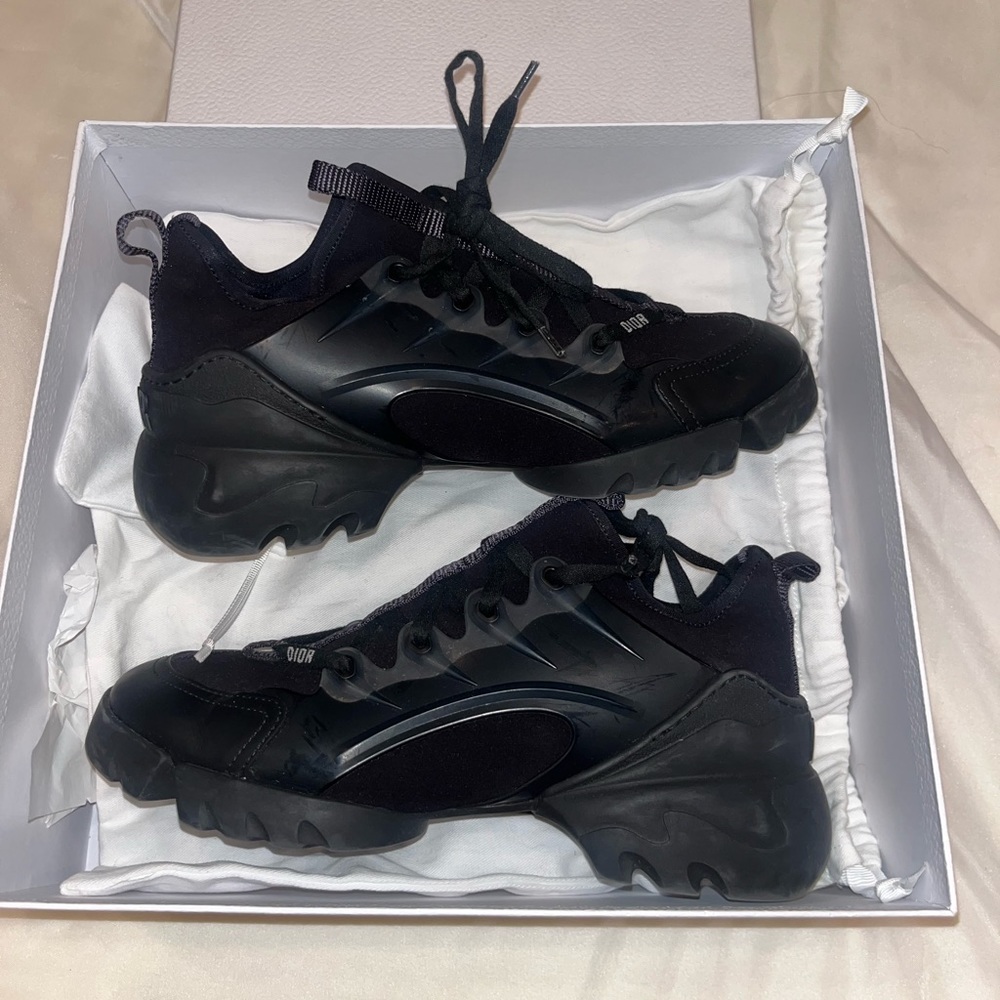 Dior D-Connect Shoes size 39
